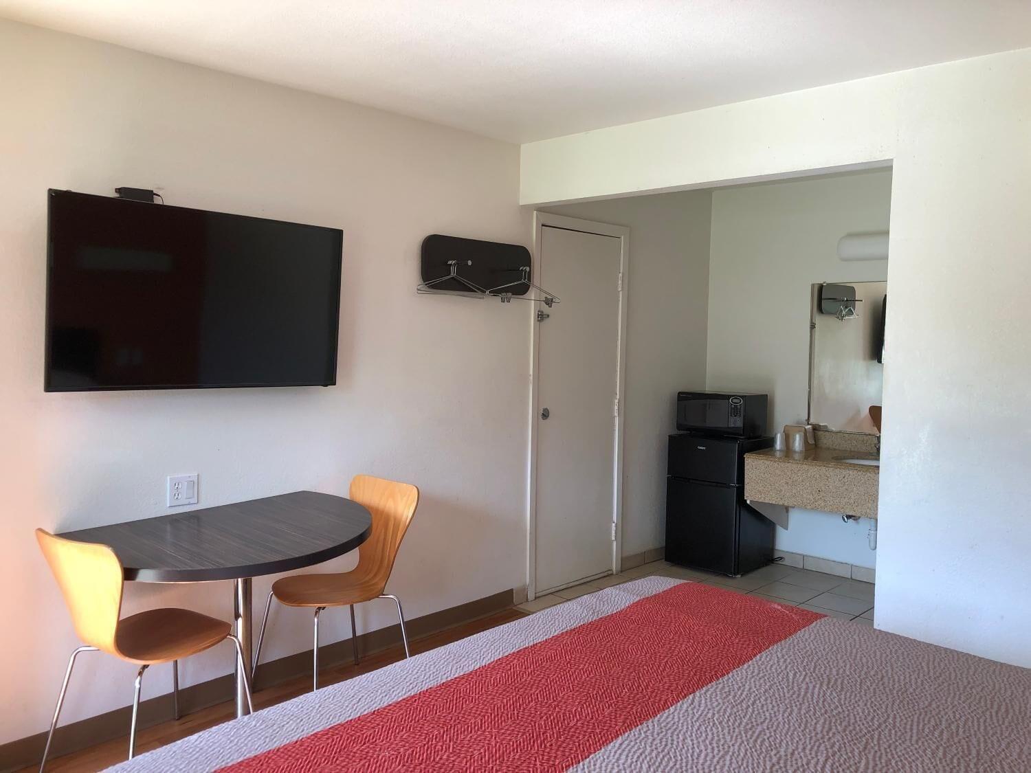 Motel 6-Clute, Tx Экстерьер фото